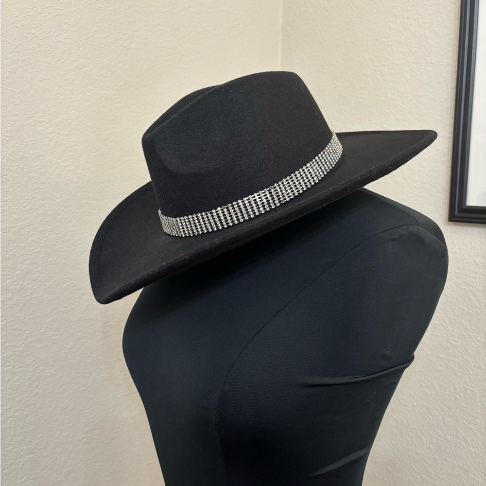 Black western Hat with rhinestone Band